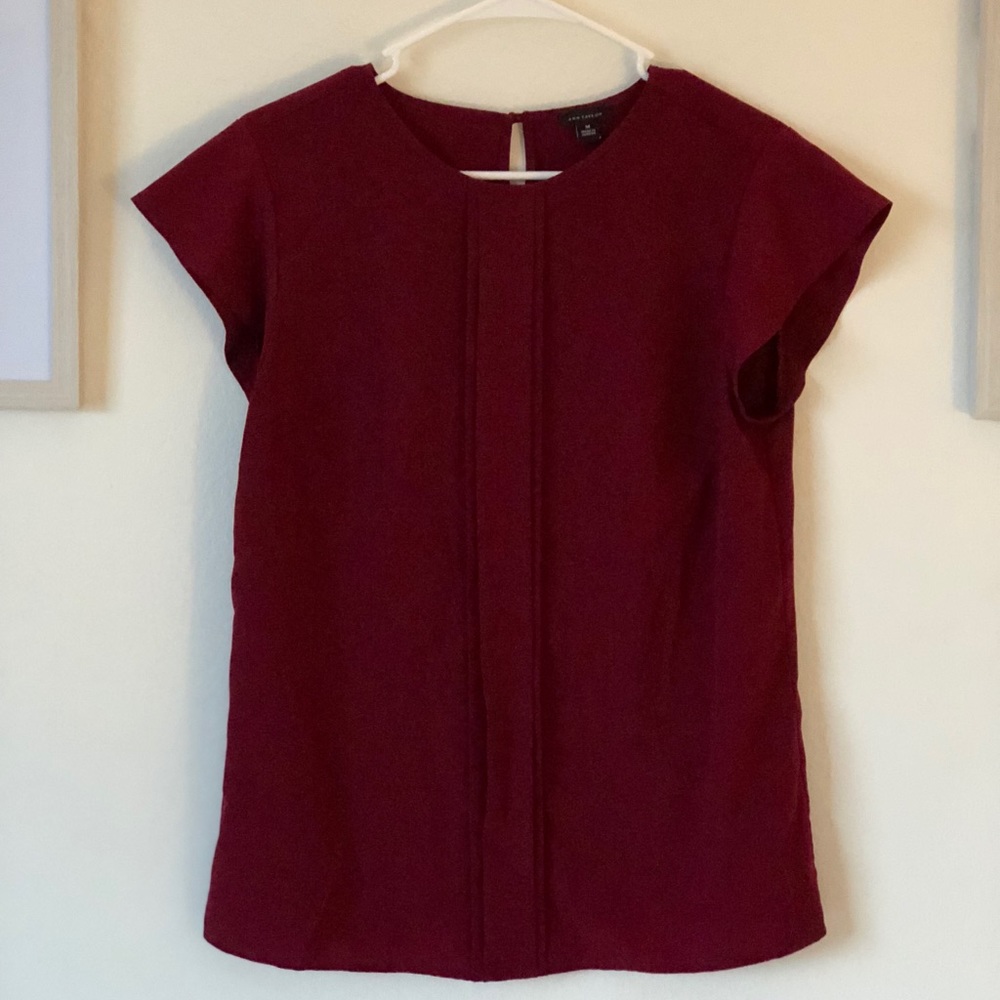 Red Ann Taylor business top